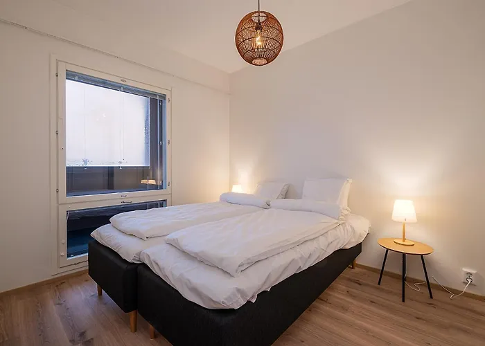 Brand New 2Bdr Apartment With Private Sauna D14